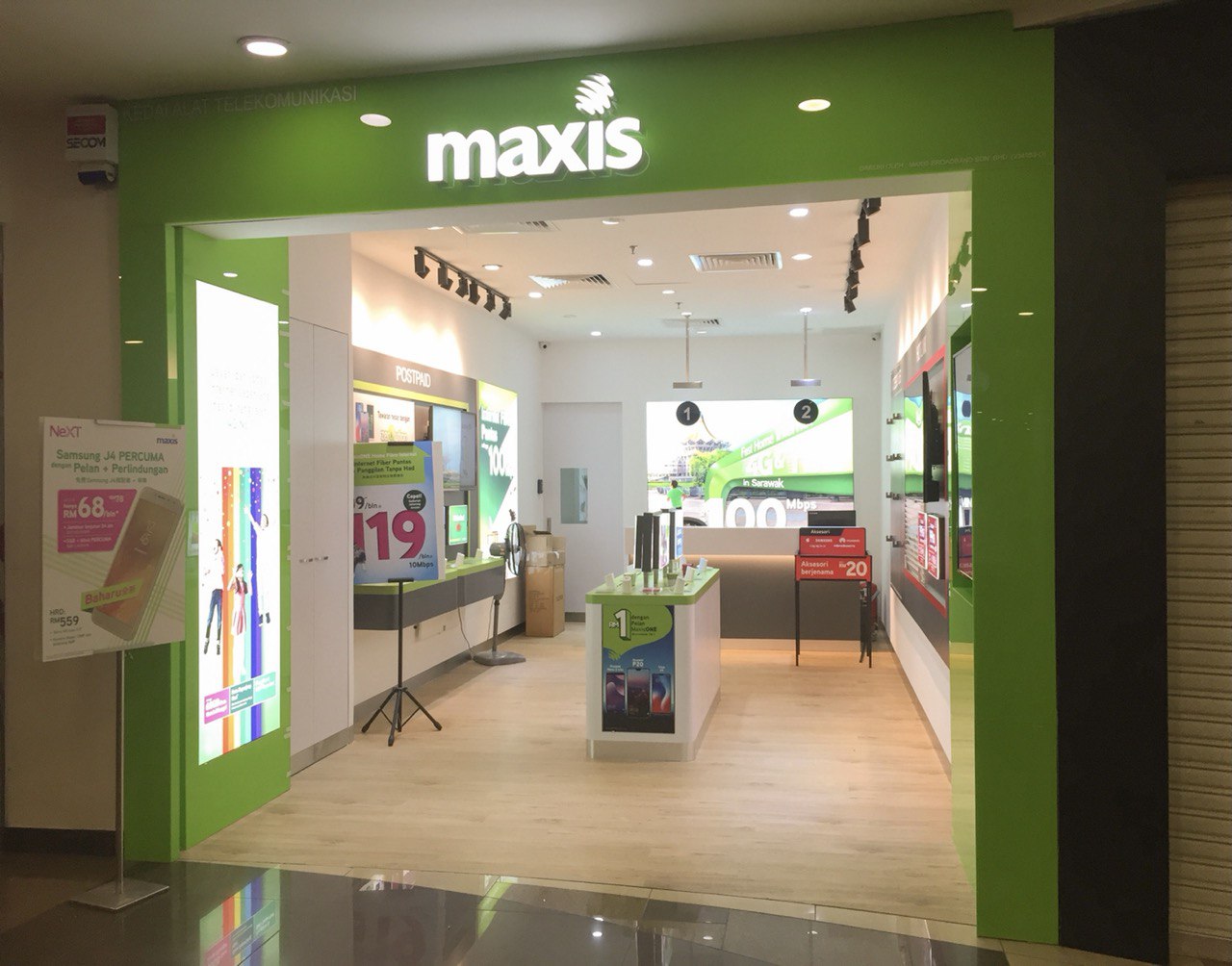 Maxis